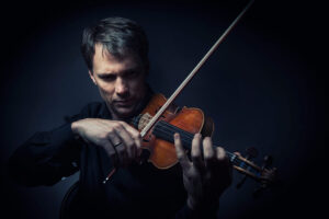 Erik Peterson, violin
