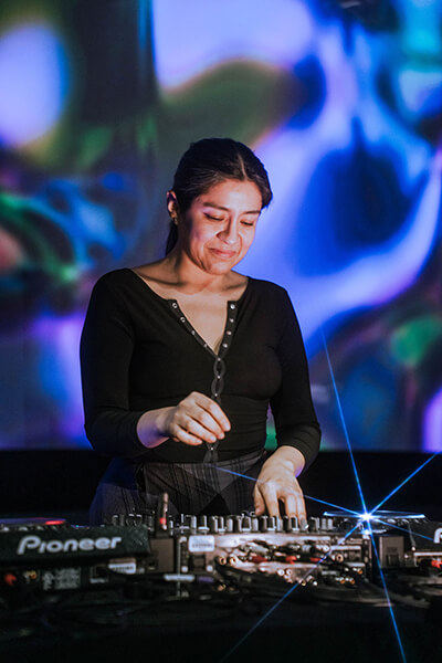 Maria Chávez by photographer Serena Yang